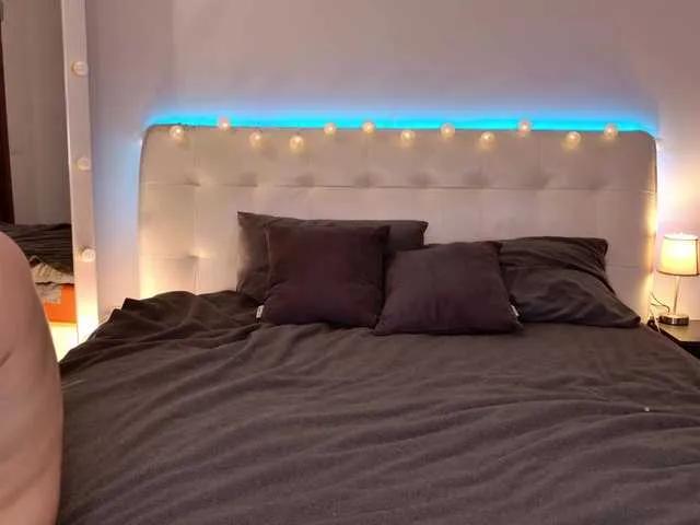 Freechat franksalise on BongaCams