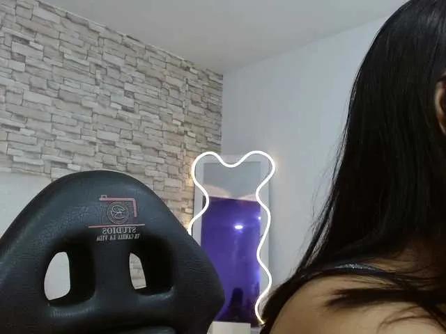 Offline Gaby-tay1 on BongaCams