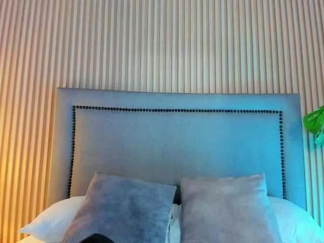 Offline gipsela-gomez on BongaCams