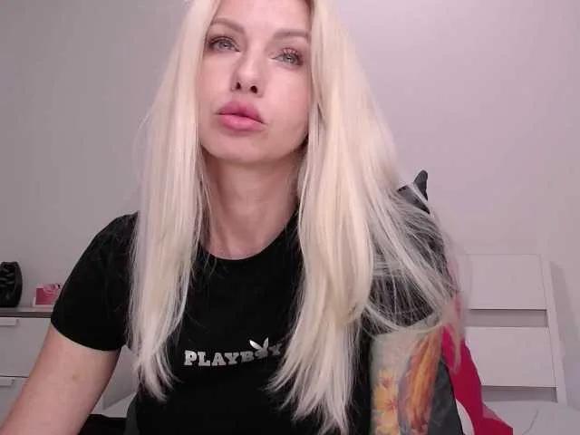 Offline GoldySun69 on BongaCams