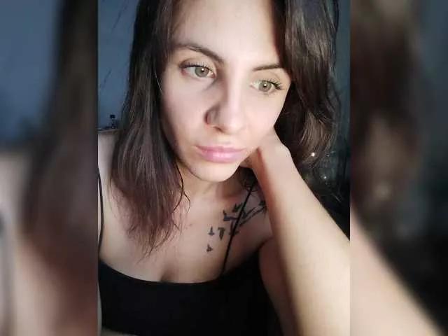 Freechat GoodLexi on BongaCams