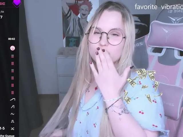 Freechat hellfire-club on BongaCams