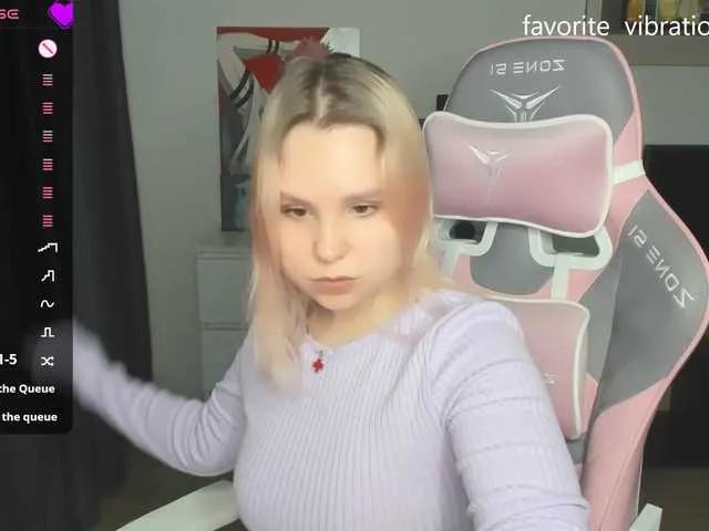 Freechat hellfire-club on BongaCams