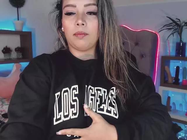 Offline hot-addiction on BongaCams