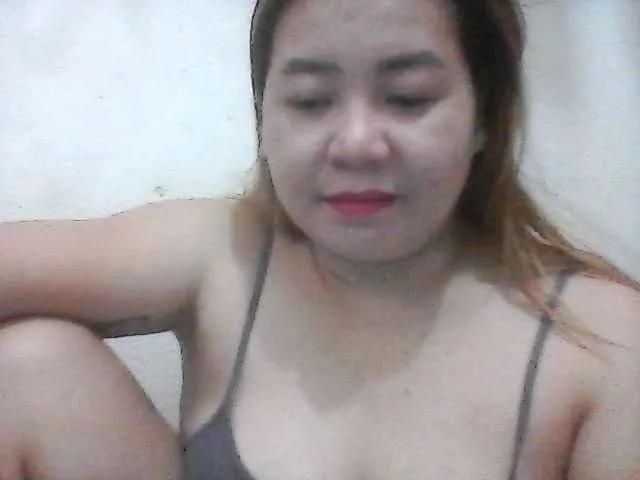 Offline Hotboobies19 on BongaCams