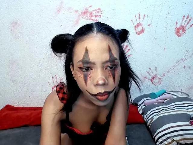 Offline HotLunah on BongaCams