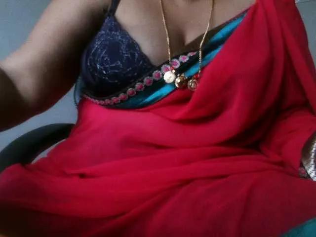 Offline hotpavitra on BongaCams