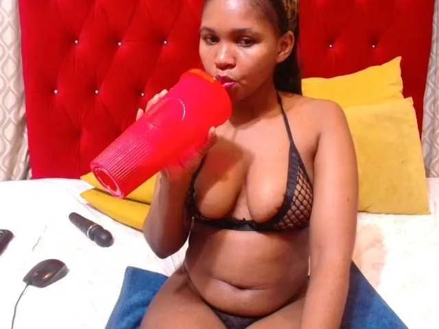 Offline Hotsexyberry21 on BongaCams