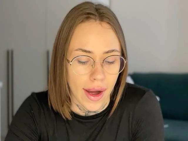 Freechat IRAONIC on BongaCams