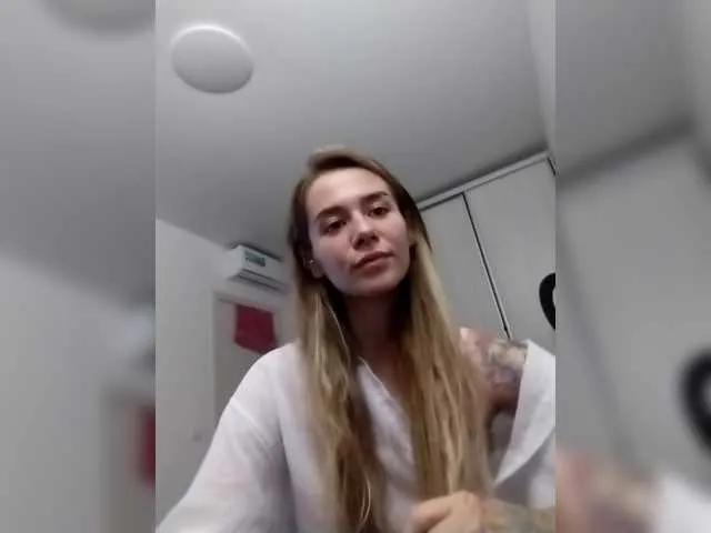 Offline Irina11 on BongaCams