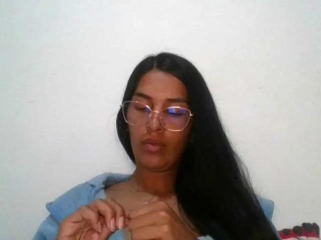 Offline JuanaBrunette on BongaCams