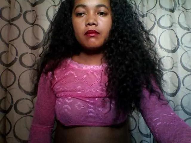 Offline justine33 on BongaCams