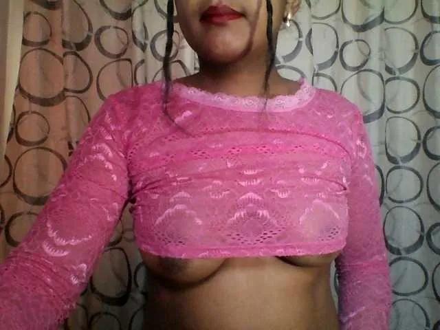 Offline justine33 on BongaCams