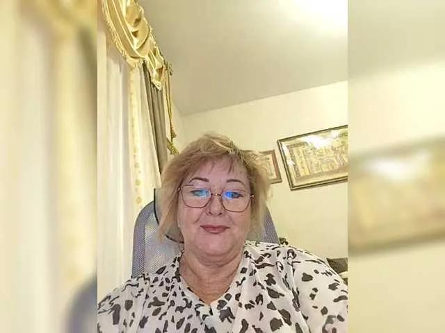 BongaCams KarinkaSweet is Freechat KarinkaSweet — Men who know the value of female pleasure are persistent in getting it and are open to experimentation. Polite, generous and taciturn men! If you're kind... if you use your imagination... and you encourage me to play :)