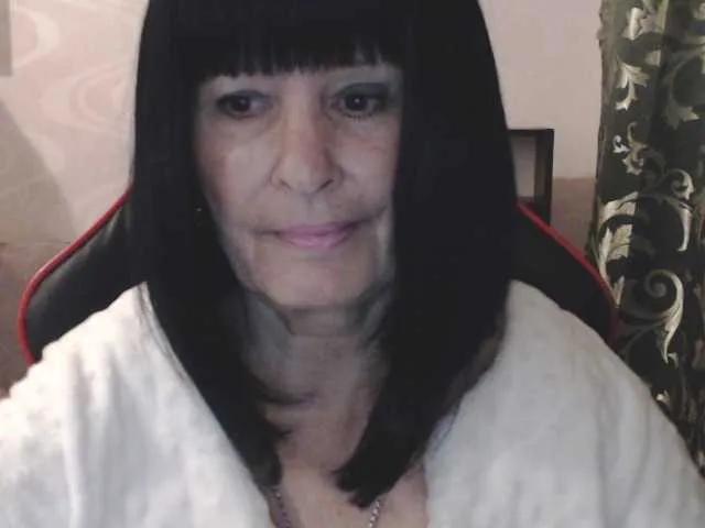 Offline KatarinaGloss on BongaCams