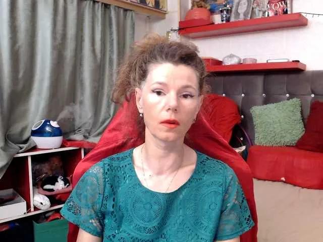 Freechat kellysurfing on BongaCams