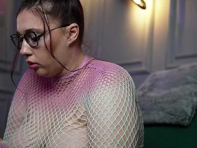 Offline KendalDubai on BongaCams