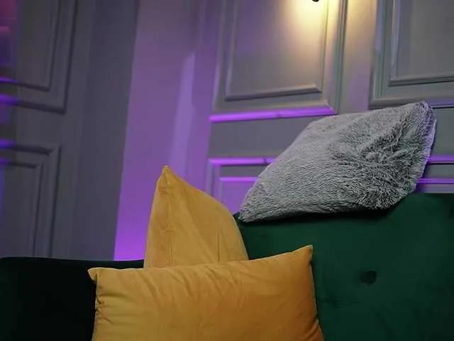 Offline KendalDubai on BongaCams