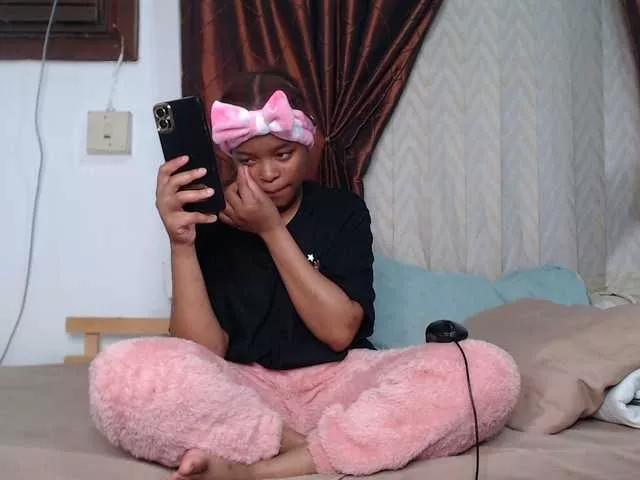 Freechat KinkyP696 on BongaCams