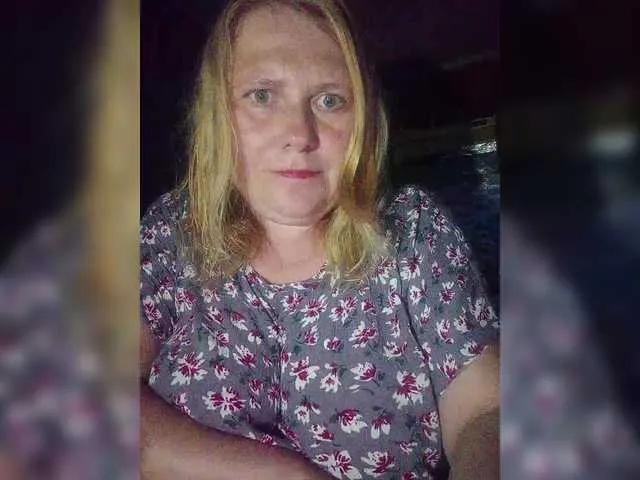 Offline Kristina543210 on BongaCams