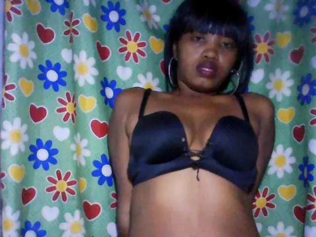 Offline kylie11 on BongaCams