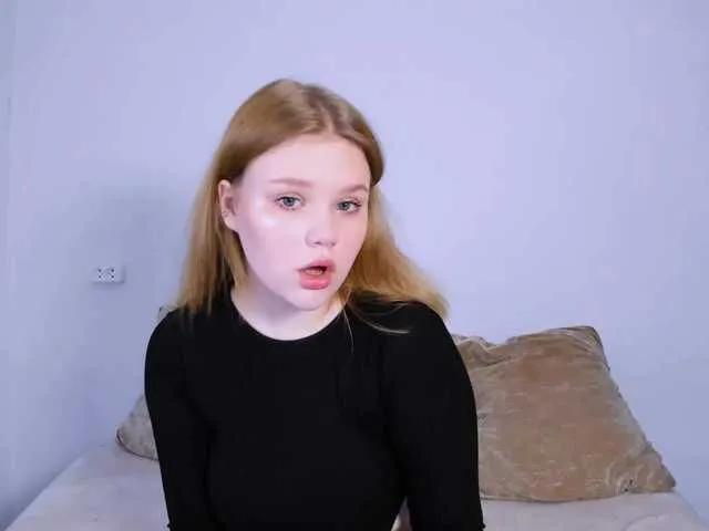 Offline Lasey on BongaCams