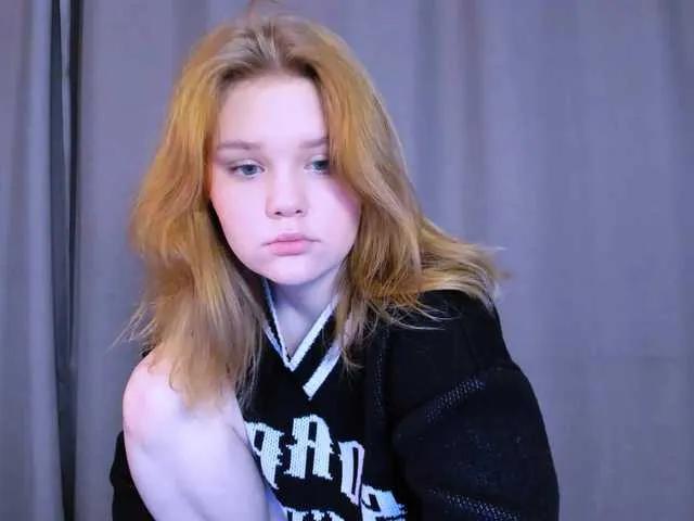 Offline Lasey on BongaCams