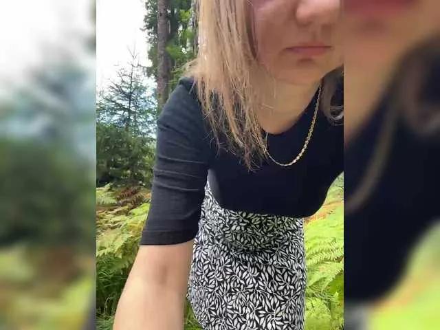 Freechat Ledi1 on BongaCams