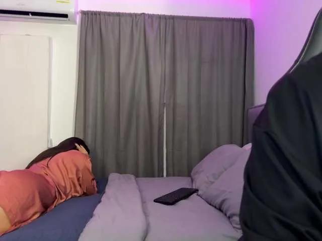 Offline lexiiegray2 on BongaCams