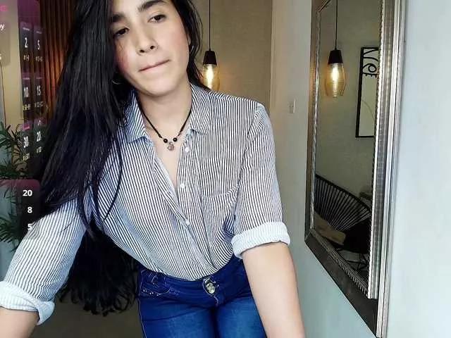 Offline Lia-Mar on BongaCams