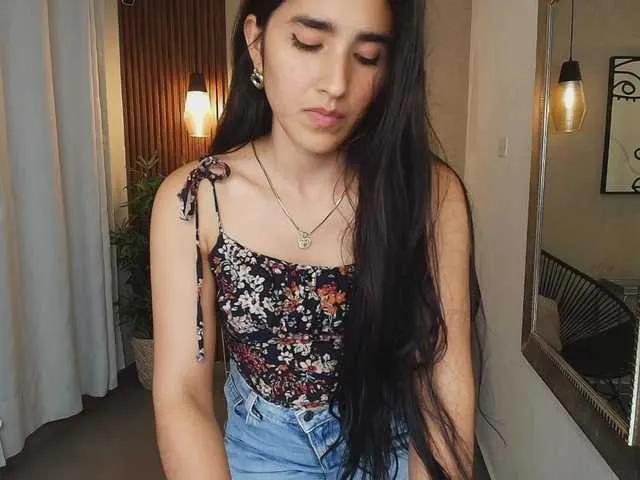 Offline Lia-Mar on BongaCams