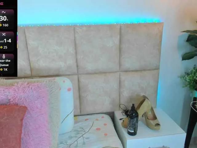 Offline LiaaGenner on BongaCams