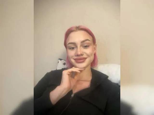 Offline Linaaa on BongaCams