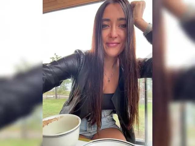 Offline linahelen on BongaCams