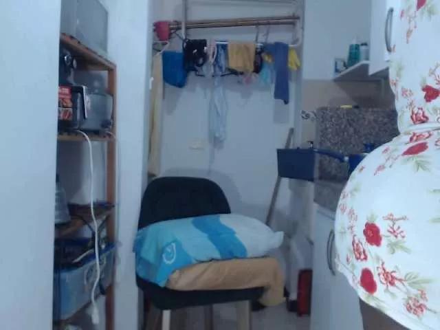 Freechat LiraRusso1 on BongaCams