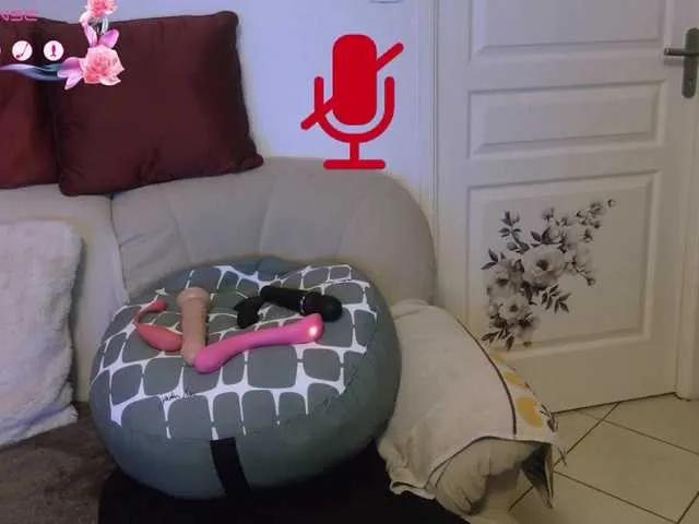 Freechat LISACAM2CAM on BongaCams