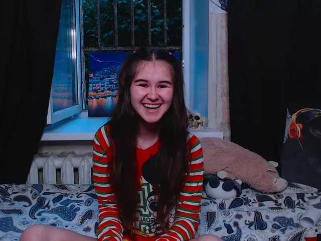 Freechat littleowlx on BongaCams