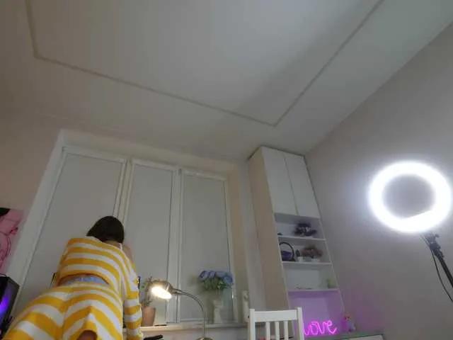 Freechat lovekissess on BongaCams