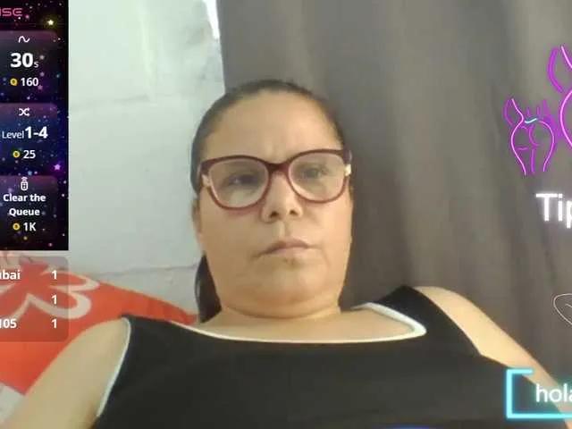 Offline lucianamaster on BongaCams