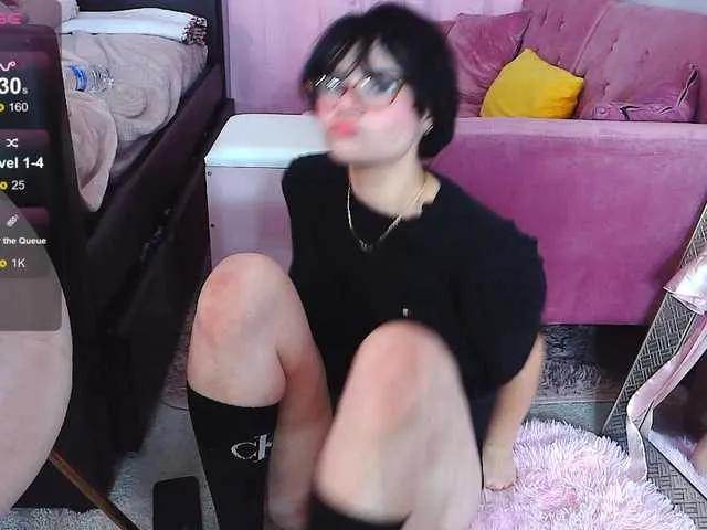 Freechat LunaMilav on BongaCams