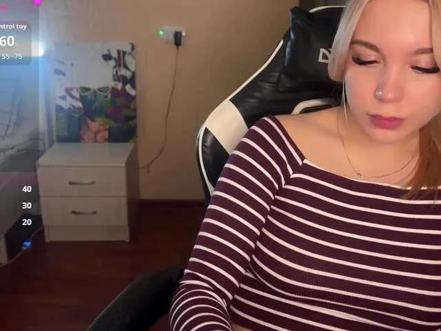 Offline maksisisia on BongaCams