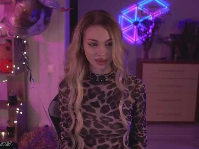 Offline ManiFreyja on BongaCams