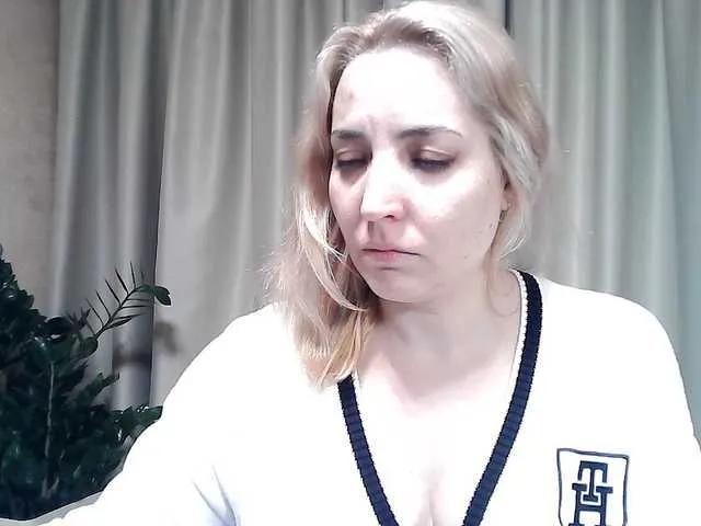 Offline mariska-kiska on BongaCams