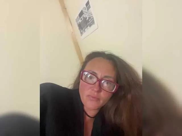 Offline MartaGros on BongaCams