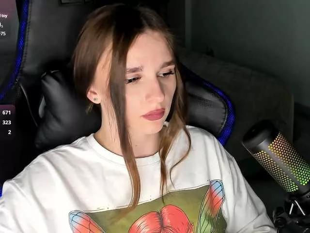 Freechat MCfly-1 on BongaCams