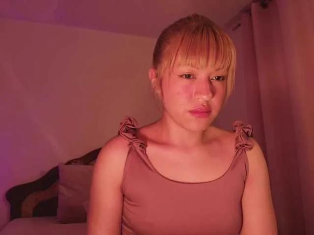 Freechat Melyzamek27 on BongaCams