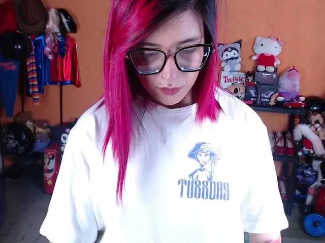 Freechat MiaJhons on BongaCams