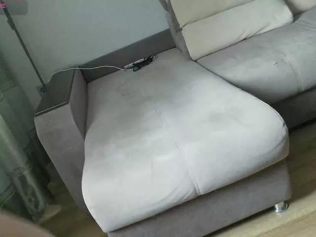 Freechat Milaa1998 on BongaCams