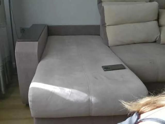 Freechat Milaa1998 on BongaCams