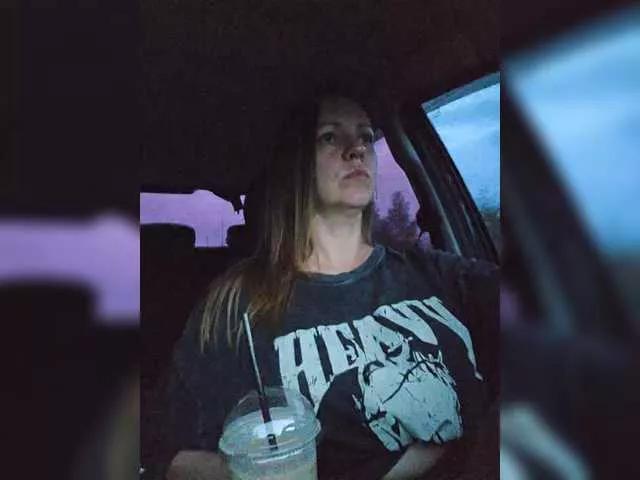 Offline MilaSavory on BongaCams